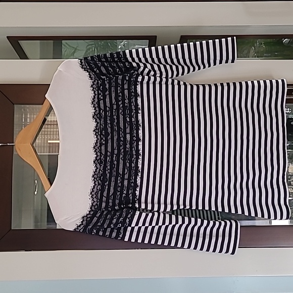 Boston Proper Striped Top ❤️ - Picture 4 of 8